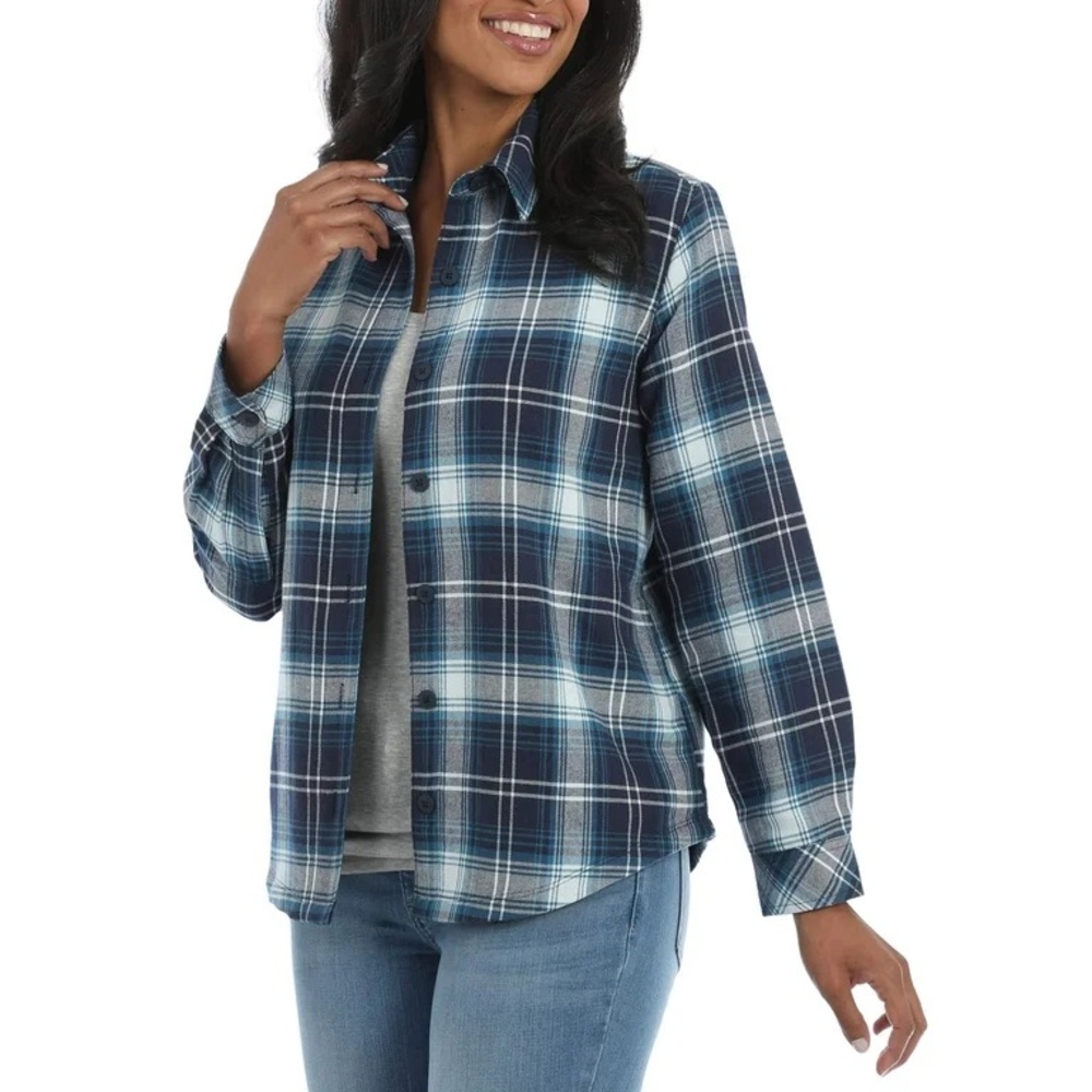 Lee Riders woman’s fleeced lined flannel shirt size small